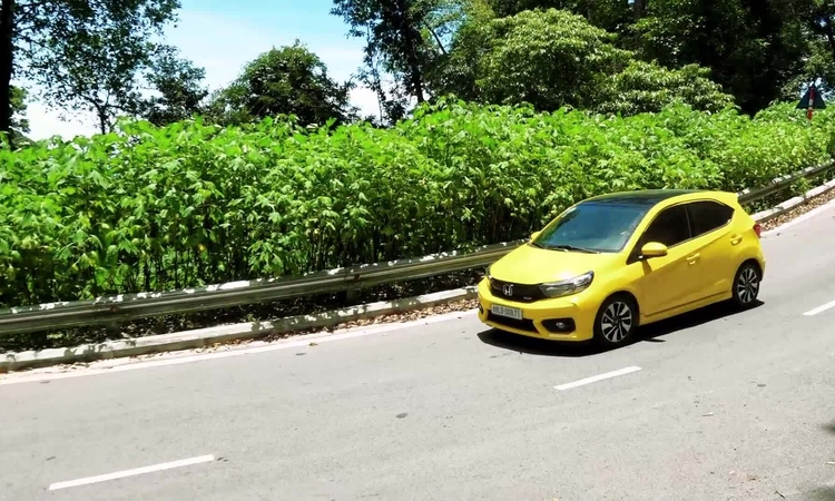 Lái xe đường đèo và những lưu ý